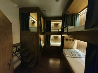 Гостиница Light Dream Москва Кровать в общем 6-местном номере-4